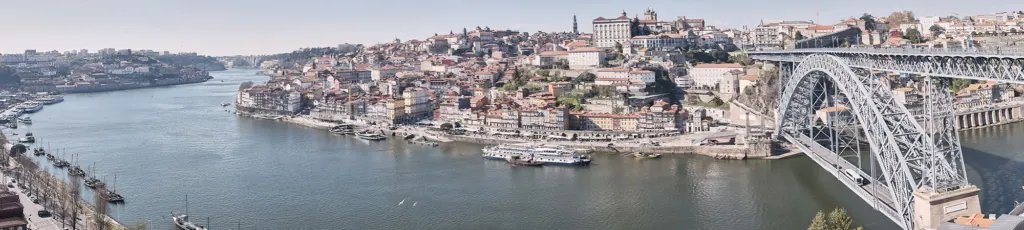 Portugal — documentary and travel photograph in Portugal, frame 26 of 46.